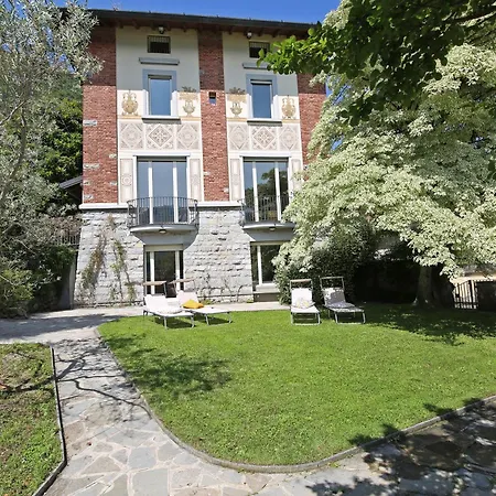 Magnolia Villa